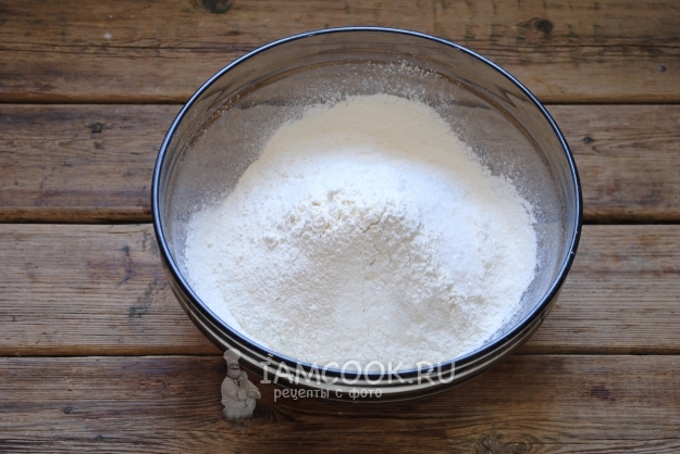 Просеять муку