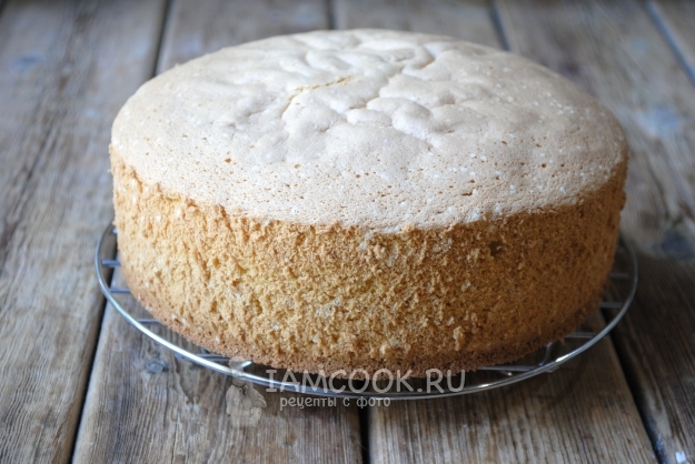 Фото бисквита с вишней