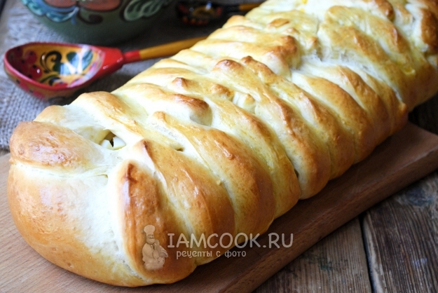 Фото кулебяки с капустой и яйцом