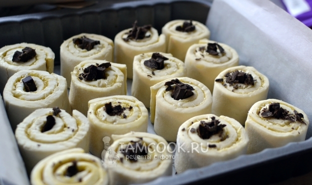 Положить шоколад