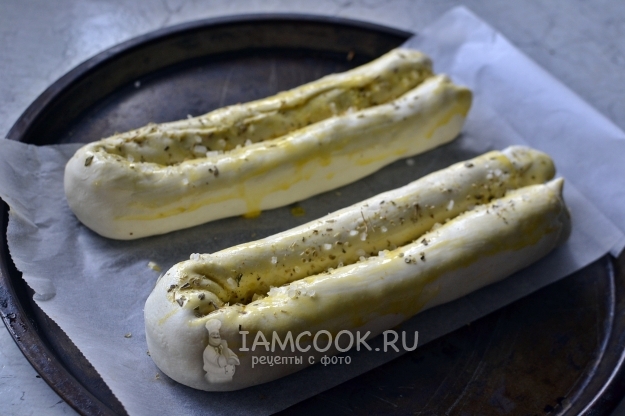 Посыпать солью и специями