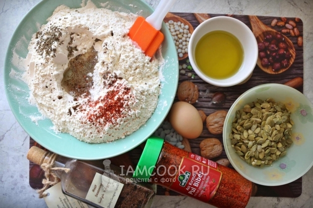 Ингредиенты для Grissini ritorti (хлебные палочки гриссини)