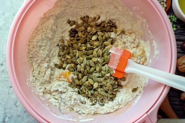 Всыпать семечки