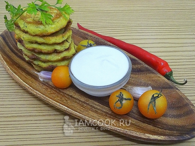 Фото кабачковых оладий с картофельным пюре