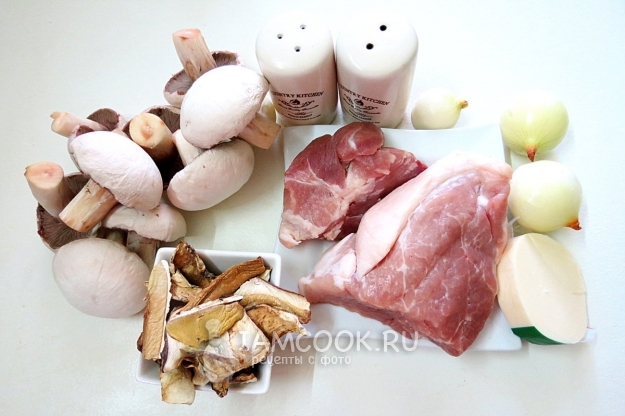 Ингредиенты для кручеников по-украински с соусом из белых грибов