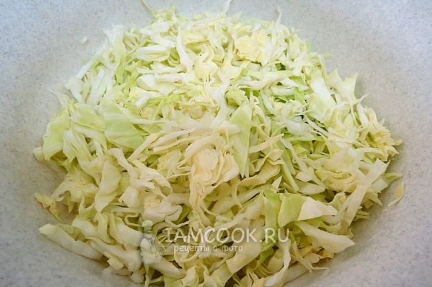 Нашинковать капусту