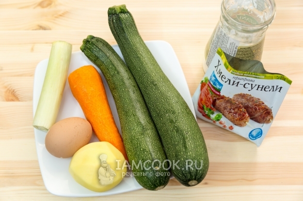 Ингредиенты для оладий из цукини