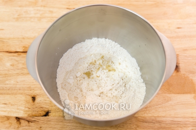 Соединить ингредиенты для теста