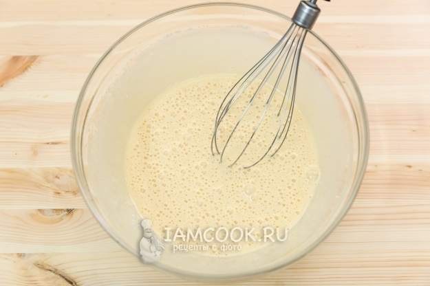 Взбить яичную массу