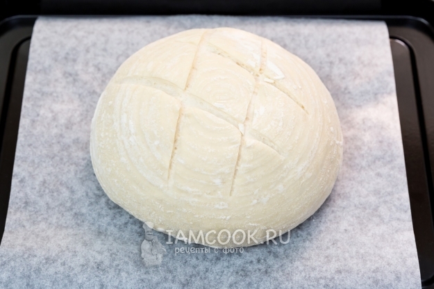 Положить заготовку на противень