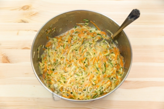 Размешать овощную массу