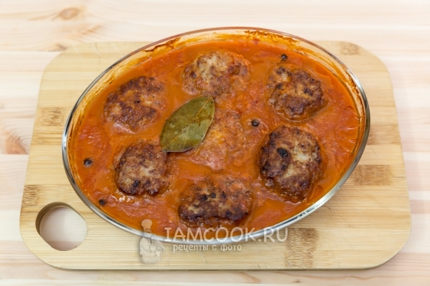 Рецепт куриных котлет с томатной подливкой