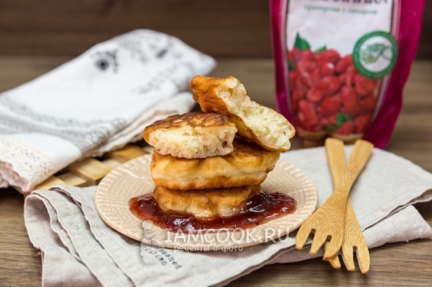 Фото пышных оладий на теплом кефире