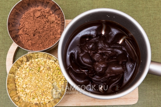 Измельчить орехи