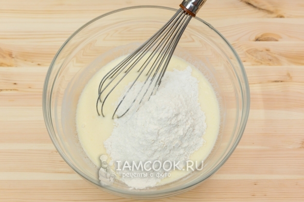 Всыпать муку