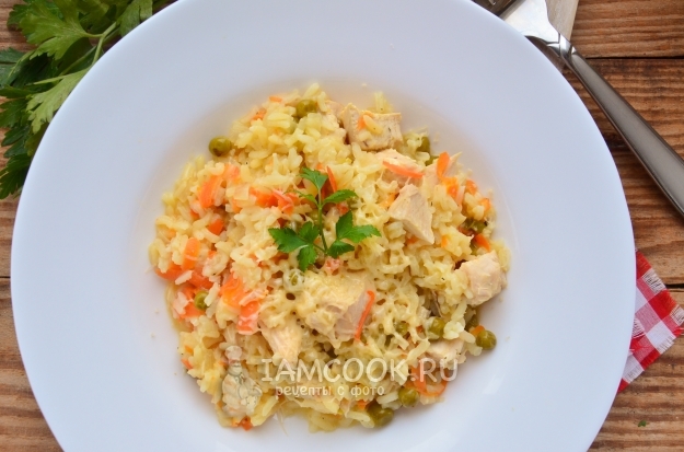 Фото ризотто с курицей и овощами (фьюжн)