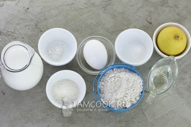 Ингредиенты для оладий из ржаной муки