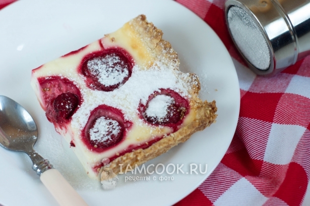 Рецепт сметанника с клубникой