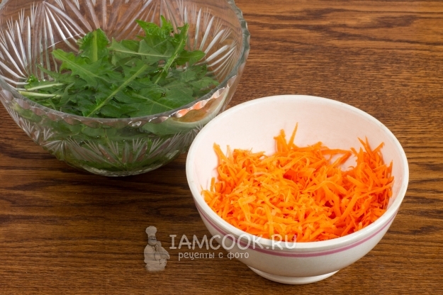 Потереть морковь