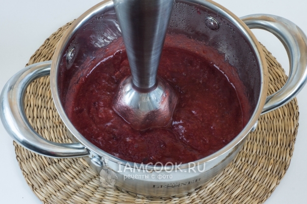 Пюрировать сливы