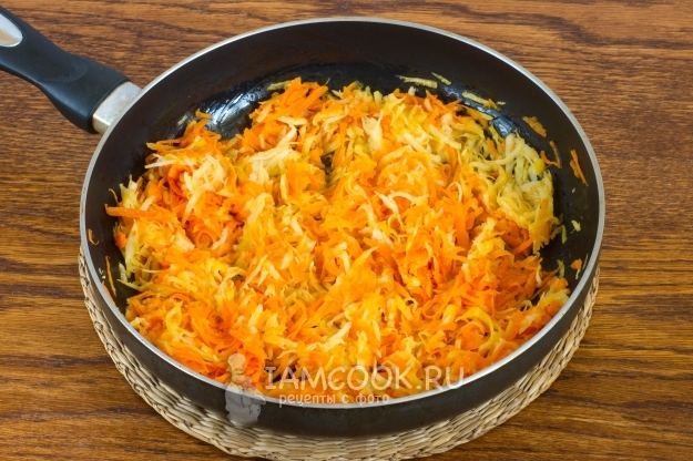 Обжарить овощи