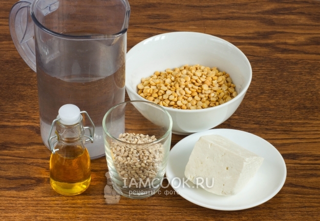 Ингредиенты для гороховой каши с перловкой и сыром