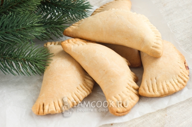 Готовые пирожки с капустой на кефире в духовке