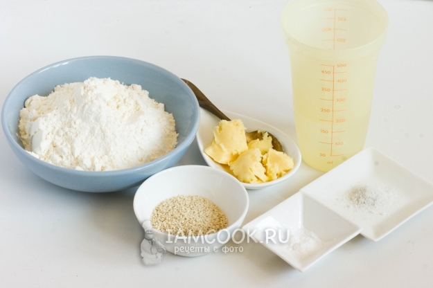 Ингредиенты для Маттхи (индийские крекеры)