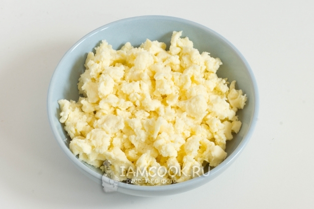 Поломать адыгейский сыр