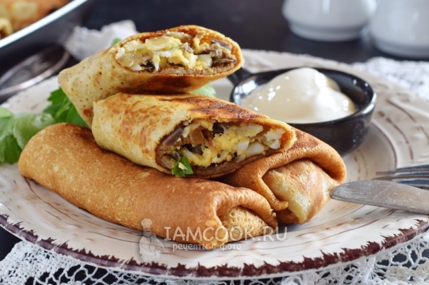 Фото блинчиков с грибами и яйцом