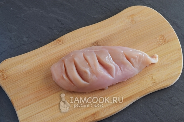 Сделать на мясе надрезы