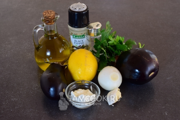 Ингредиенты для салата «Мелидзаносалата» из баклажанов
