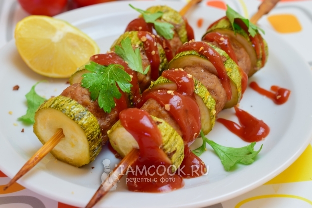 Фото кебаба из кабачка и фарша