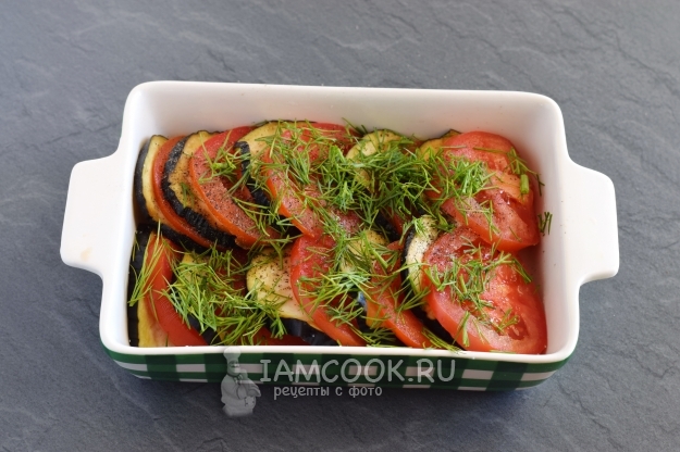 Посыпать укропом