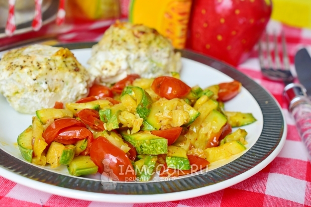 Рецепт тушеных кабачков с помидорами на сковороде