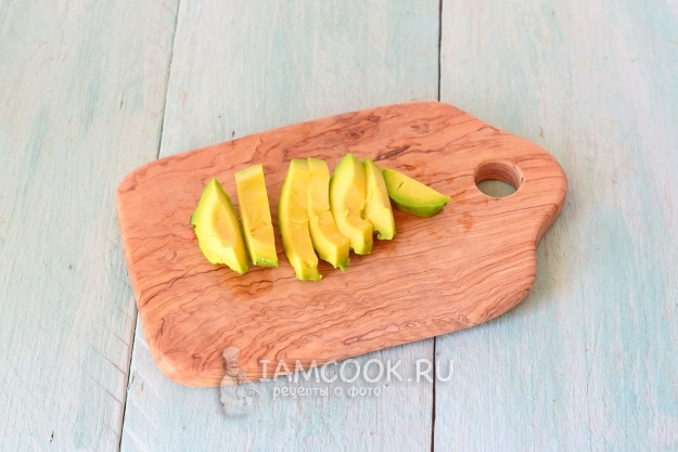 Порезать авокадо