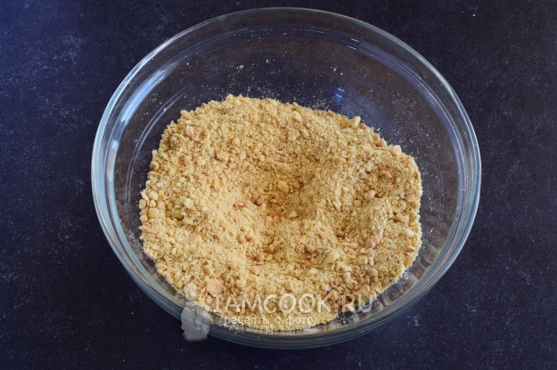 Всыпать печенье в миску