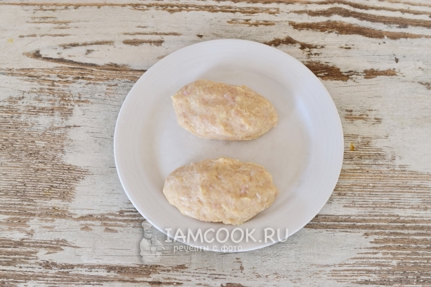 Слепить котлеты