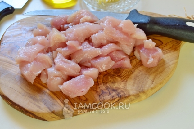 Порезать куриное филе