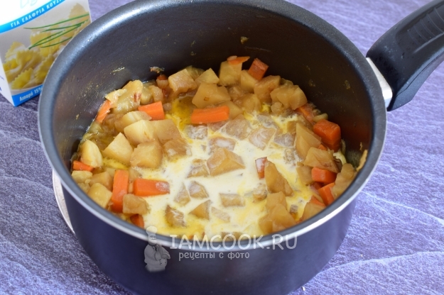 Влить сливки