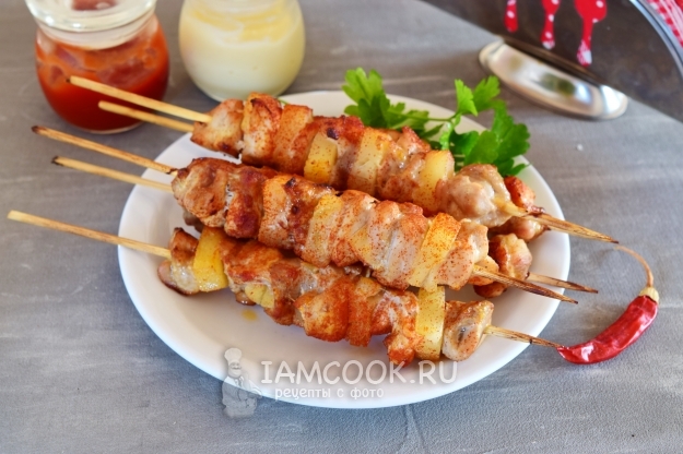 Фото шашлыка на шпажках в духовке на противне