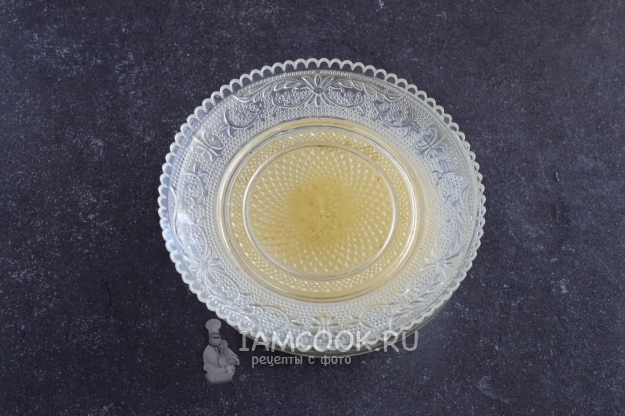 Накрыть тарелкой