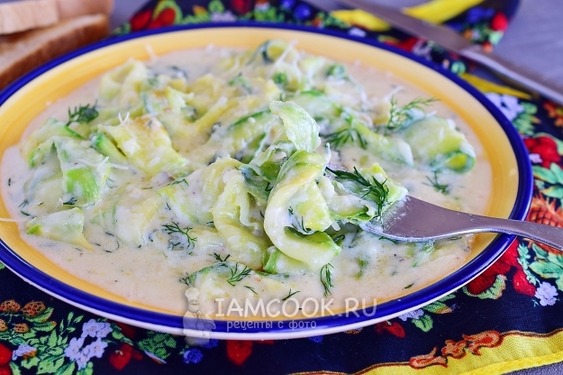 Рецепт тушеных кабачков с сыром