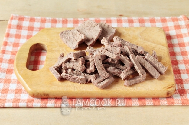Порезать мясо