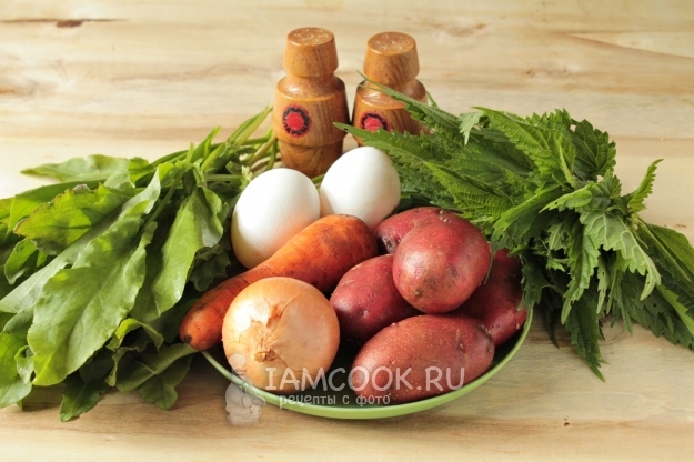 Ингредиенты для супа с крапивой, щавелем и яйцом
