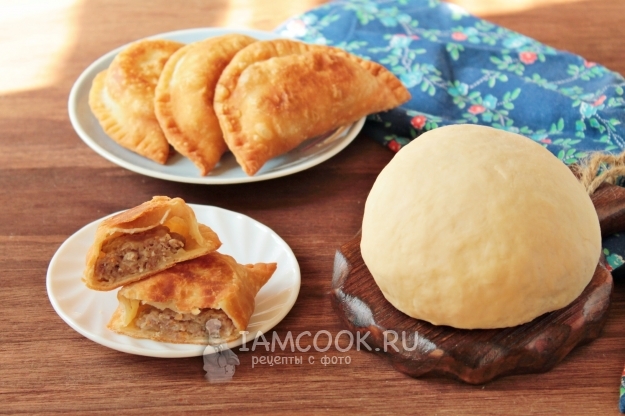 Рецепт теста для чебуреков на сметане