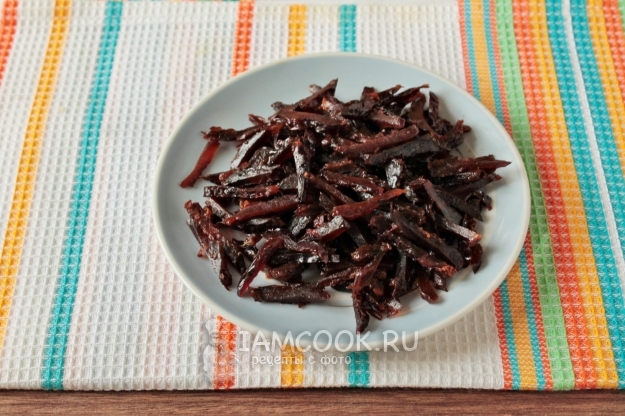 Порезать чернослив