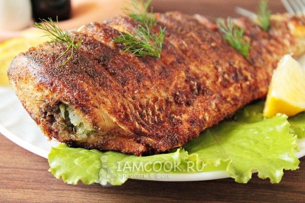 Фото жареного язя с луком