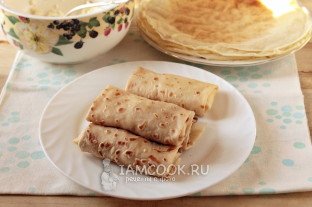 Вкусные блинчики с творогом и изюмом