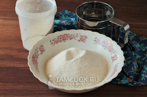 Просеять муку